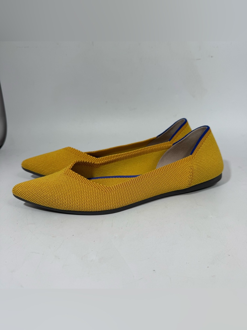 Rothys The Point Flat Women 8.5 Yellow Pointed Toe Shoe